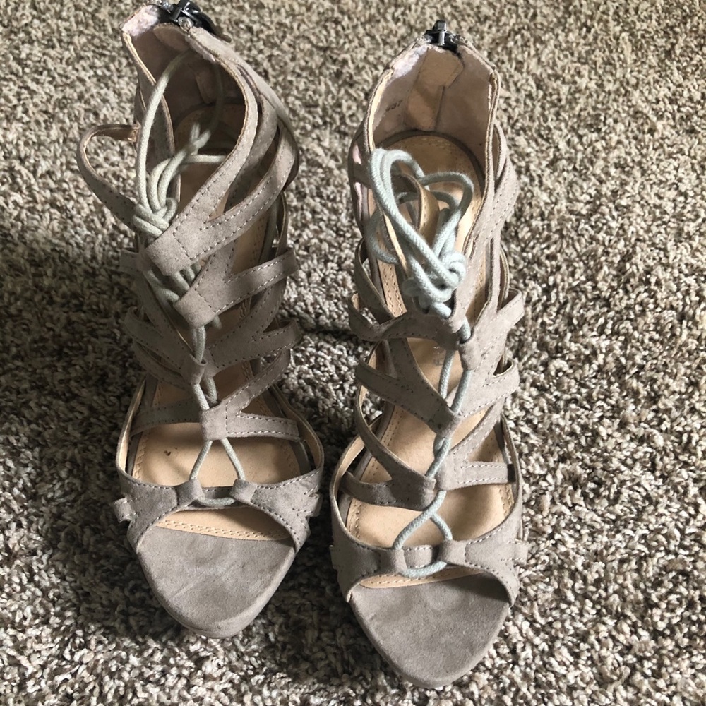 NWOB Chinese Laundry Platform heels 👠